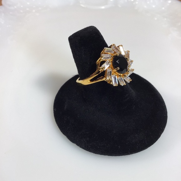 Sparkling Cubic Zirconia and Black Onyx Gold Fashion Ring - Size 10 - Picture 2 of 7